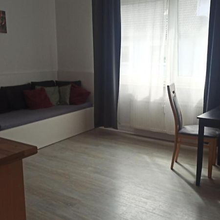 Helle Ferienwohnung An Der Rheinpromenade 50 Qm Duisburg Dış mekan fotoğraf