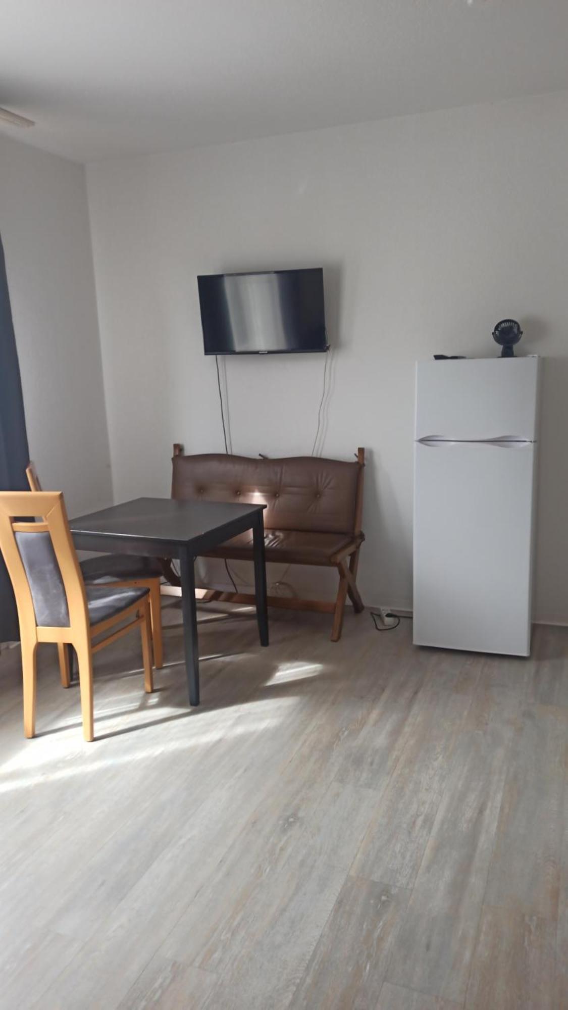 Helle Ferienwohnung An Der Rheinpromenade 50 Qm Duisburg Dış mekan fotoğraf