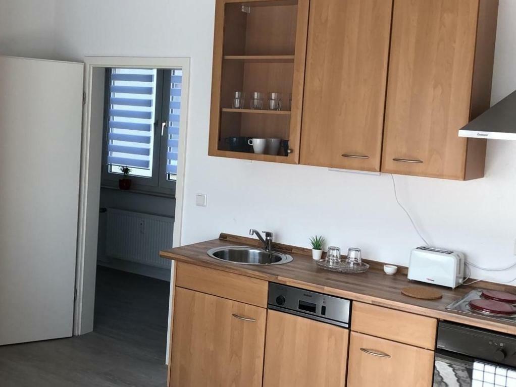 Helle Ferienwohnung An Der Rheinpromenade 50 Qm Duisburg Dış mekan fotoğraf